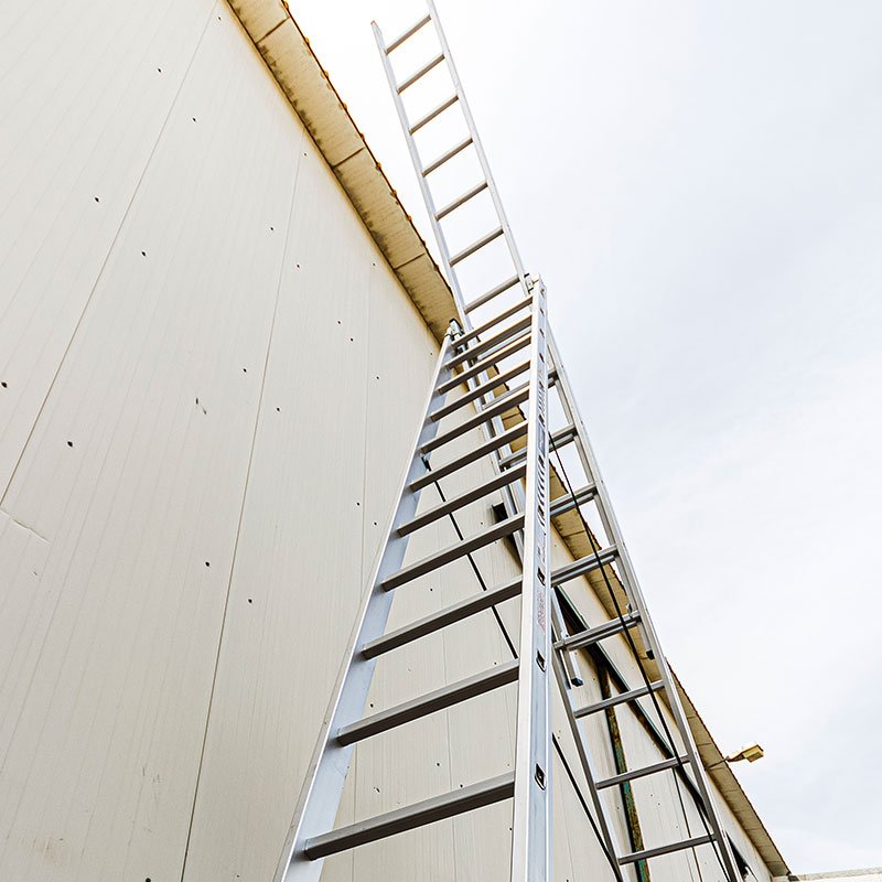 TRIPLE ALUMINIUM LADDER 3x13 7.56m - Image 4